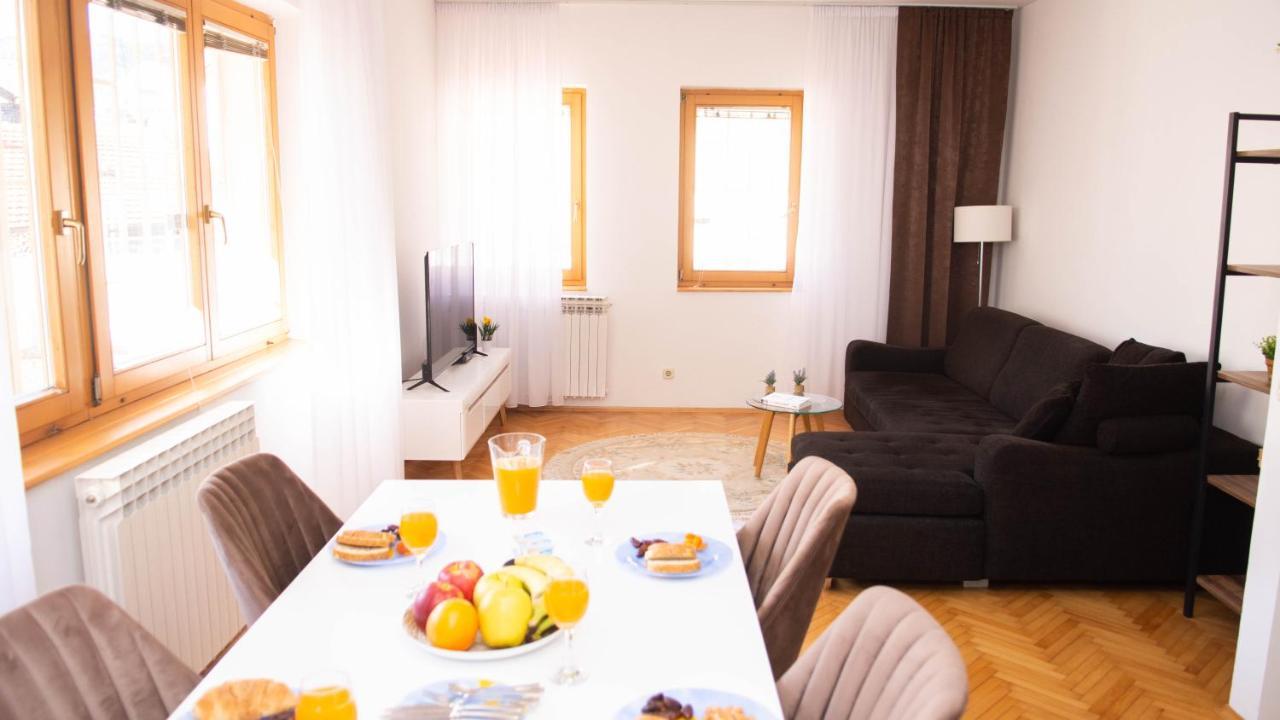 Beautiful Duplex In Heart Of Old Town - Free Parking Apartman Szarajevó Kültér fotó