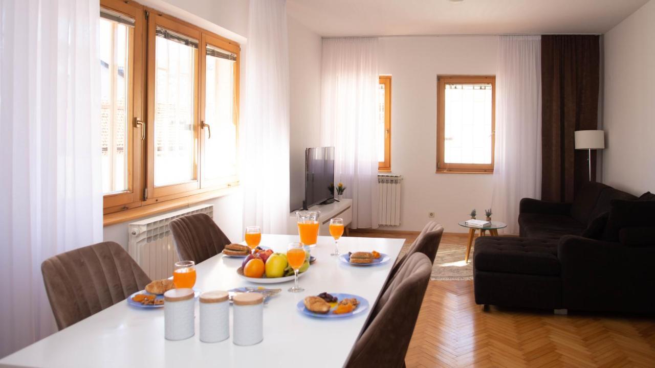 Beautiful Duplex In Heart Of Old Town - Free Parking Apartman Szarajevó Kültér fotó