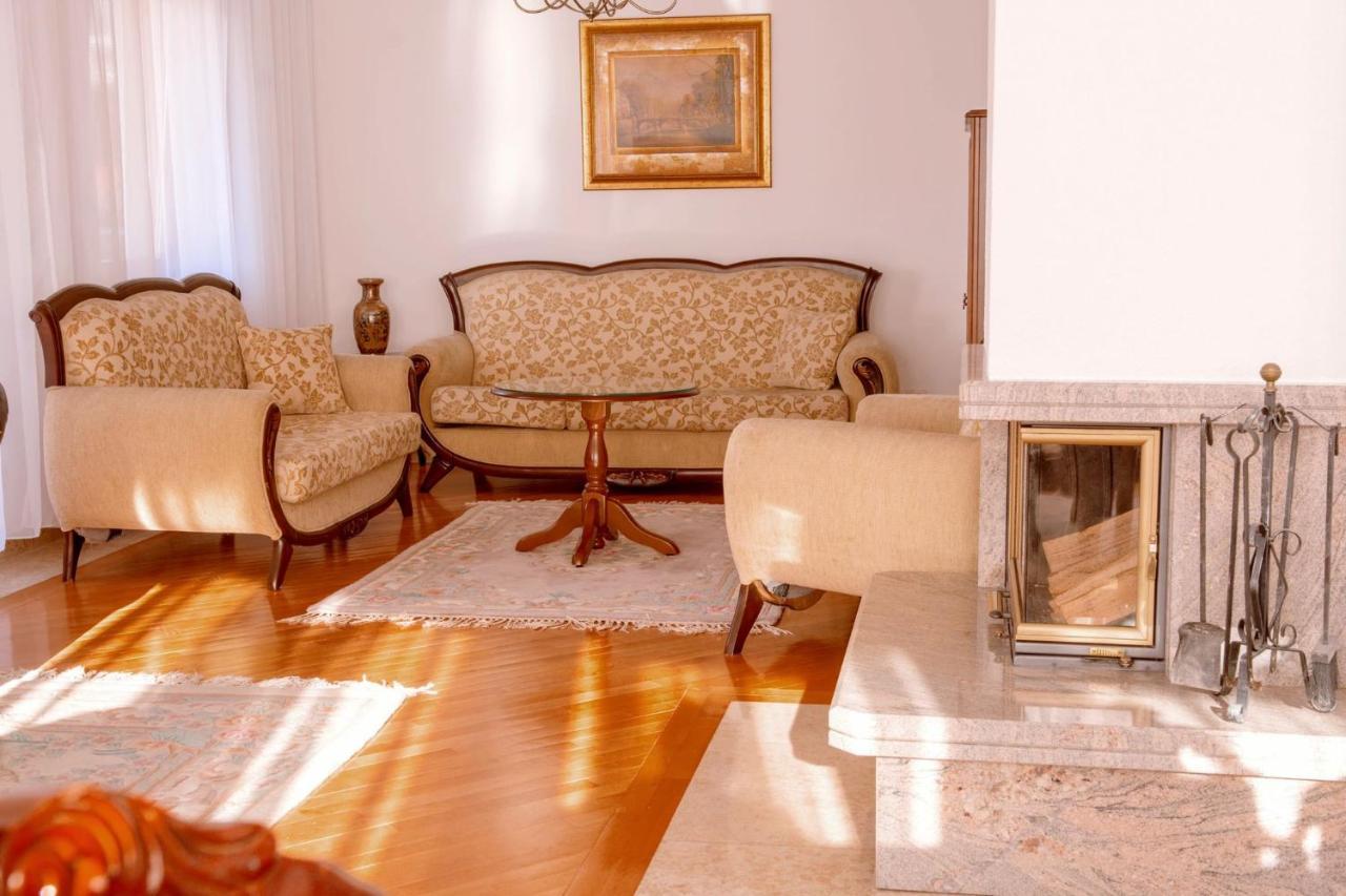 Beautiful Duplex In Heart Of Old Town - Free Parking Apartman Szarajevó Kültér fotó